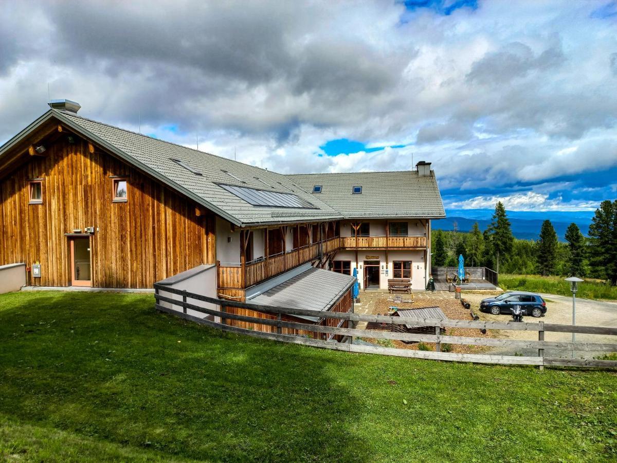 Jufa Hotel Hochrindl Esterno foto