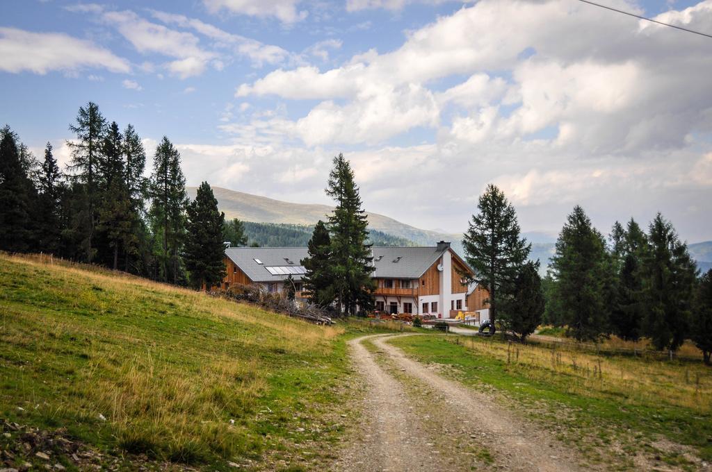 Jufa Hotel Hochrindl Esterno foto
